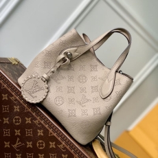 LV Shopping Bags